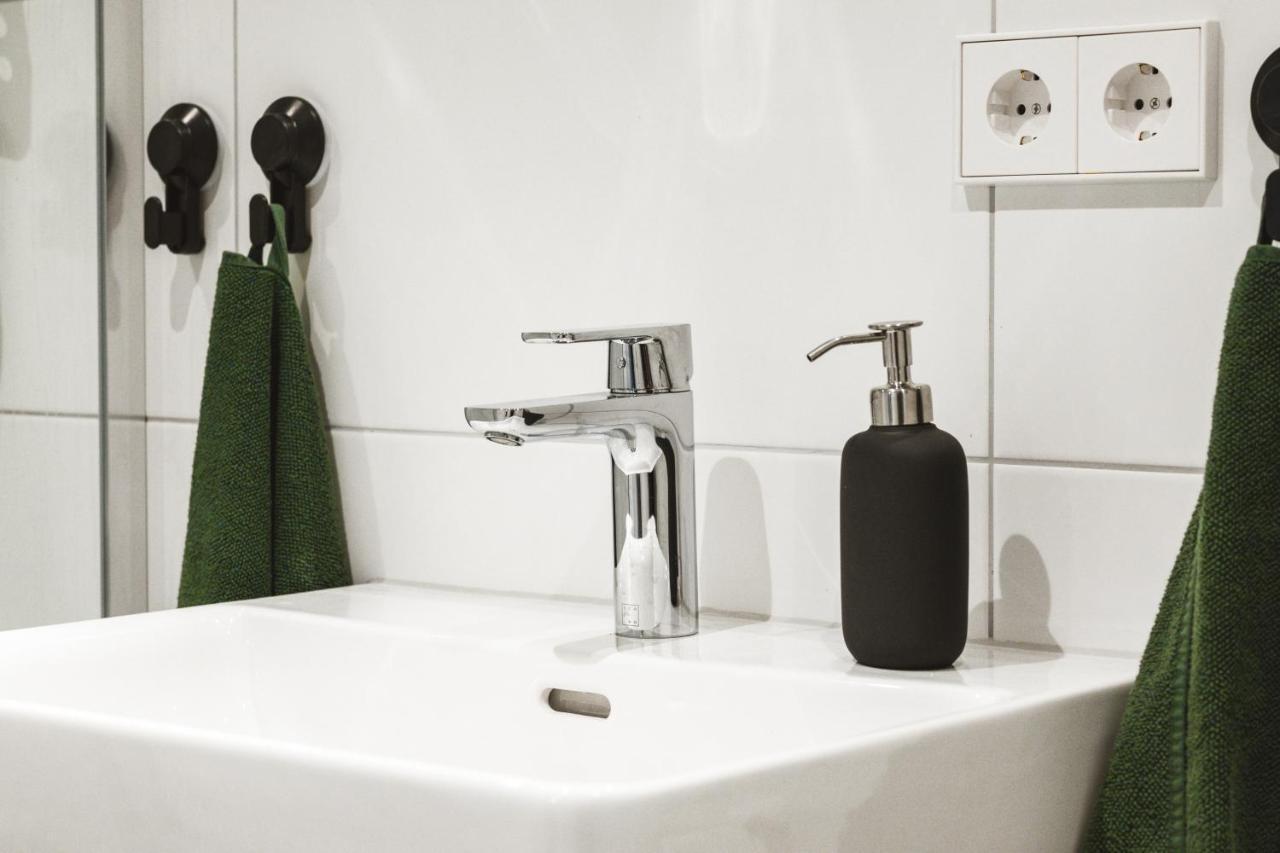 1Br 2Beds - Kleiner Privater Innenhof- Barrierefrei! -Frisch Saniert - Mozart Eins Bietigheim-Bissingen Buitenkant foto